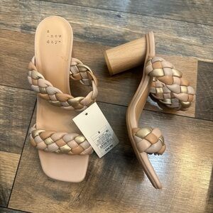 A New Day | NWT 8 Women's Braided Sandals - Gold and Tan